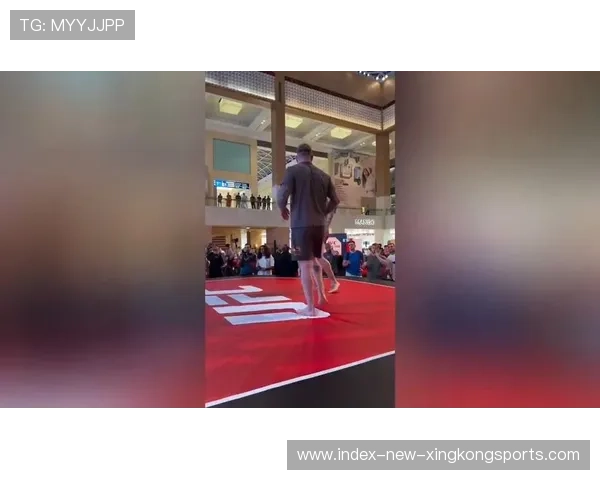 UFC柔术技术连接训练揭秘：打造无敌地面控制力的终极秘籍