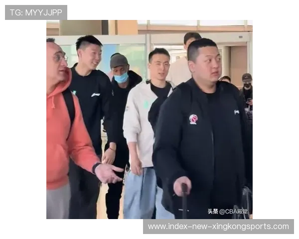 弗格回归赛场，辽宁球迷热烈欢迎