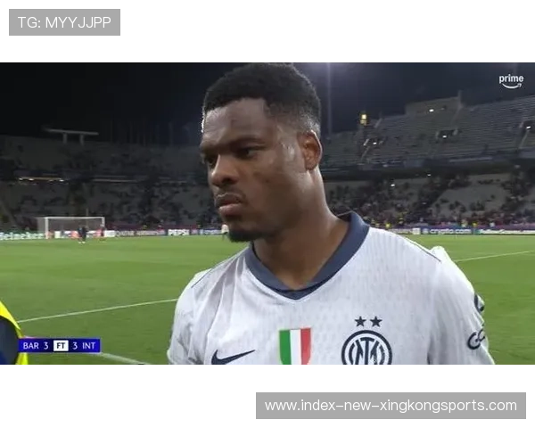 国际米兰欧冠附加赛名单公布，邓弗里斯火速复出